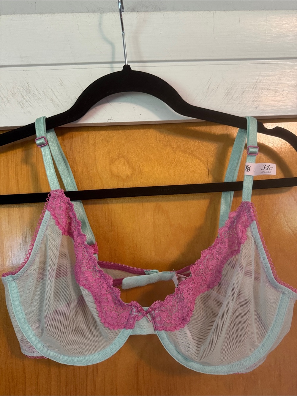 Victoria’s Secret Sheer Mint and Pink Lace Underwire Bra NWT